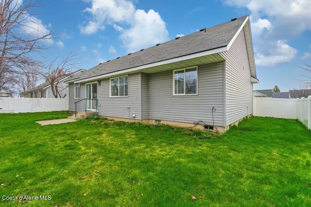 1083 N Tubsgate Court Post Falls ID 83854
