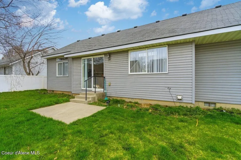 1083 N Tubsgate Court Post Falls ID 83854