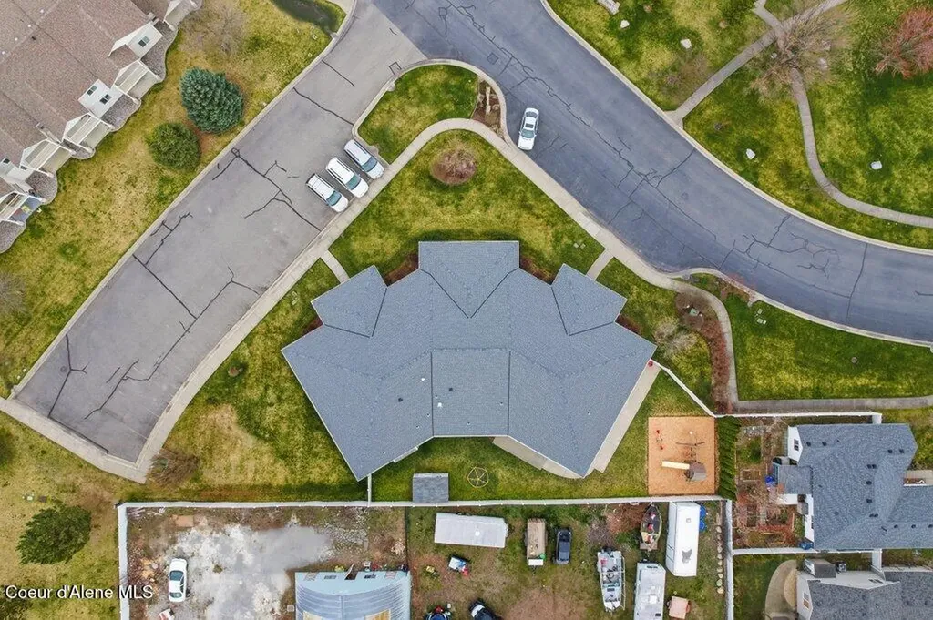 1083 N Tubsgate Court Post Falls ID 83854