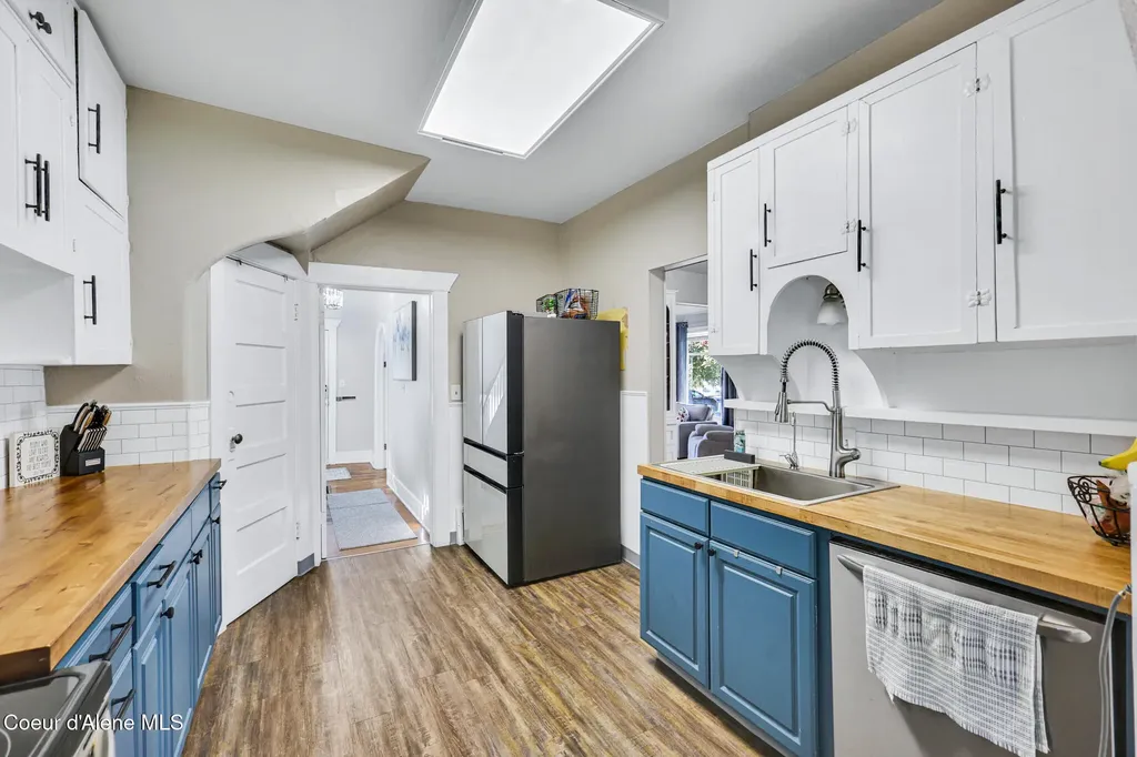 1924 W Indiana Avenue Spokane WA 99205