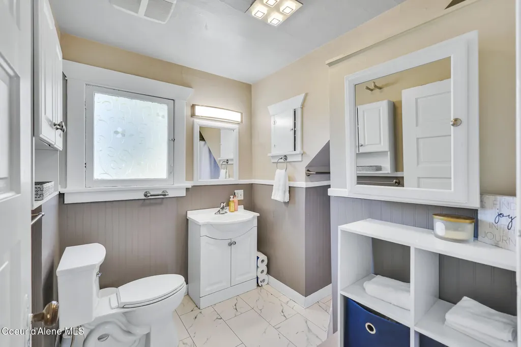 1924 W Indiana Avenue Spokane WA 99205
