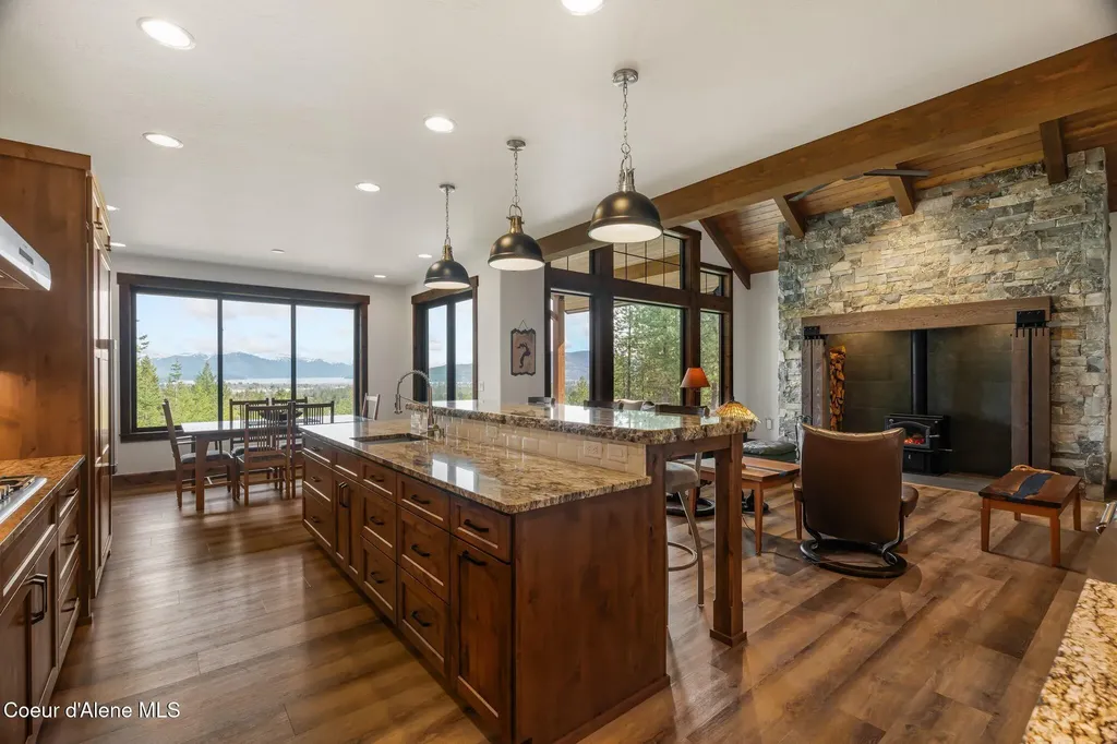 1569 Gooby Road Sandpoint ID 83864