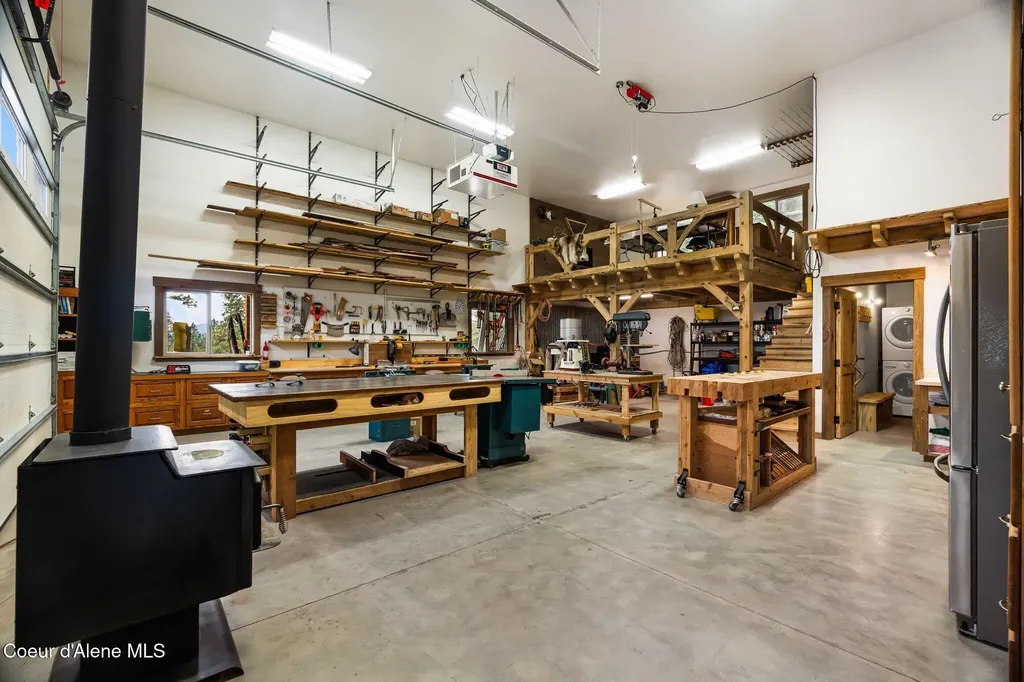 1569 Gooby Road Sandpoint ID 83864