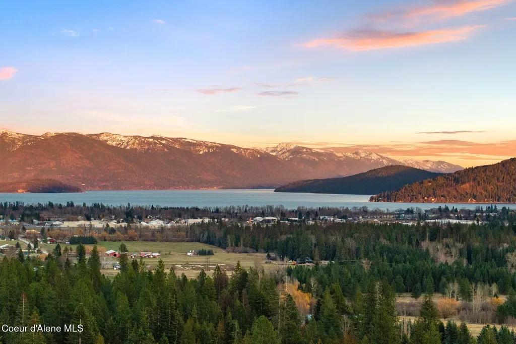 1569 Gooby Road Sandpoint ID 83864