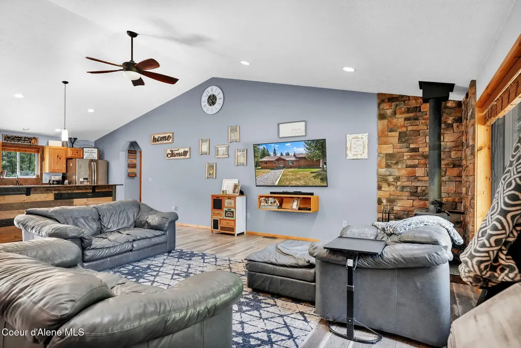 181 E Deer Meadow Lane Blanchard ID 83804