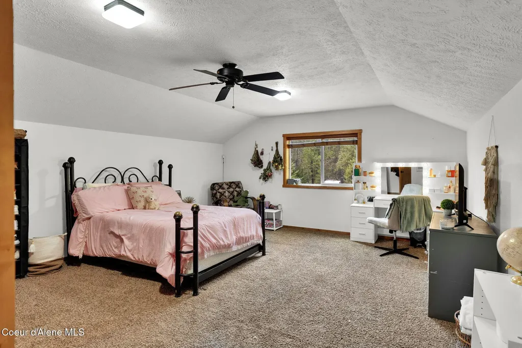 181 E Deer Meadow Lane Blanchard ID 83804