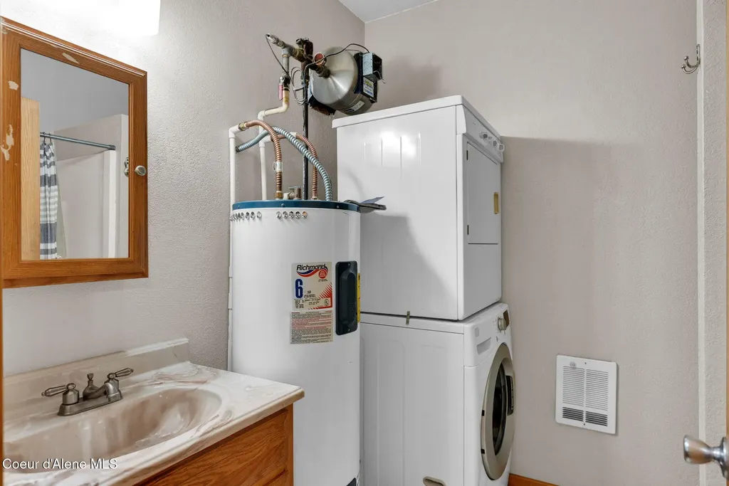 181 E Deer Meadow Lane Blanchard ID 83804