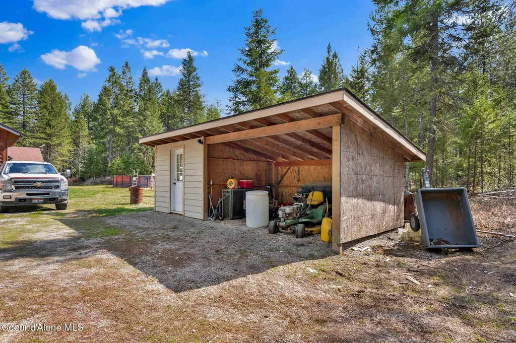 181 E Deer Meadow Lane Blanchard ID 83804