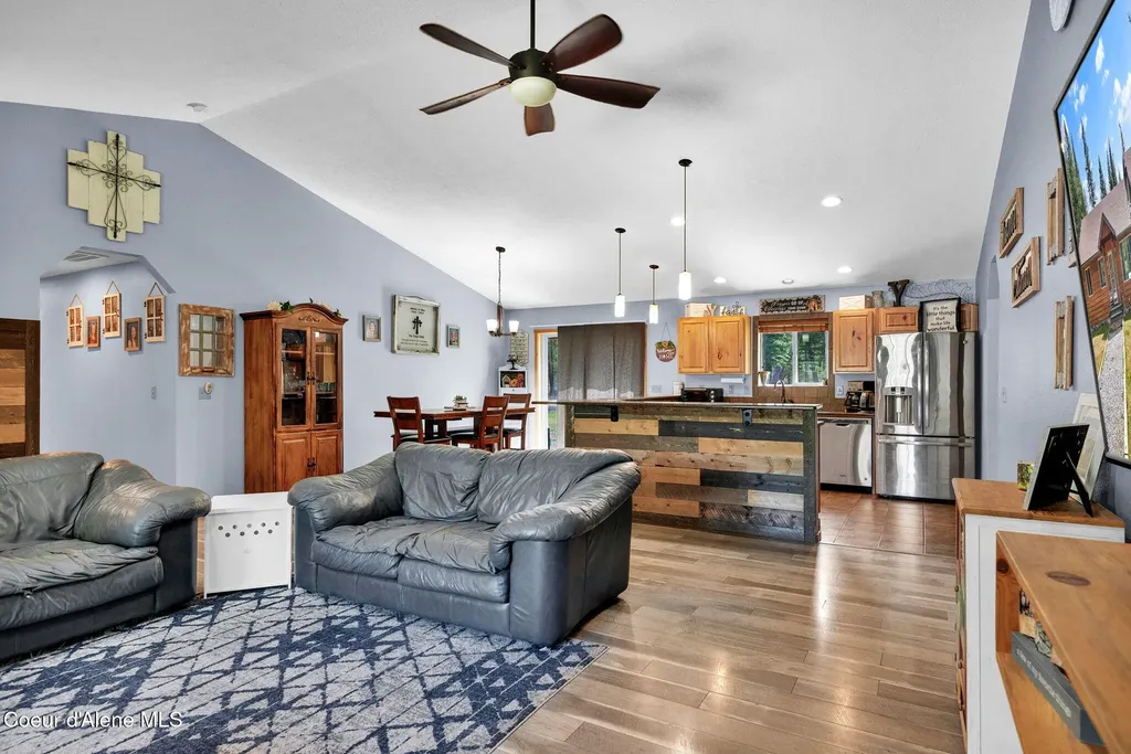 181 E Deer Meadow Lane Blanchard ID 83804
