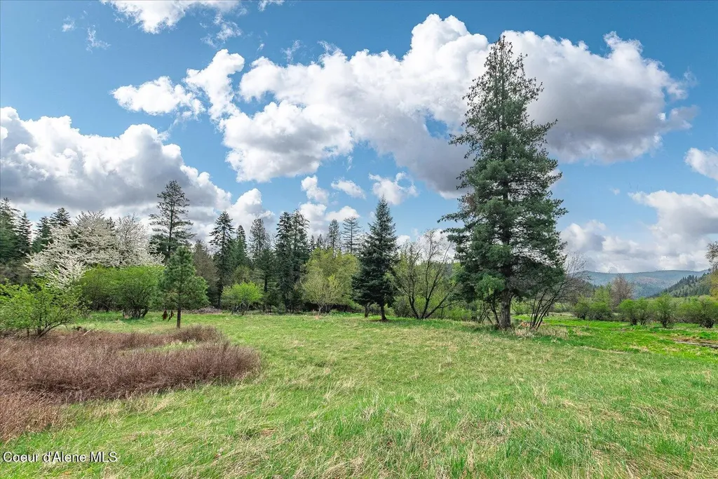 36524 E Canyon Road Cataldo ID 83810
