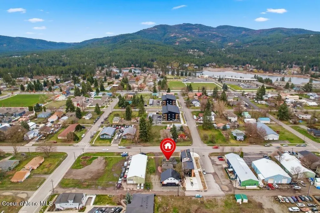 503 E 3rd Avenue Post Falls ID 83854