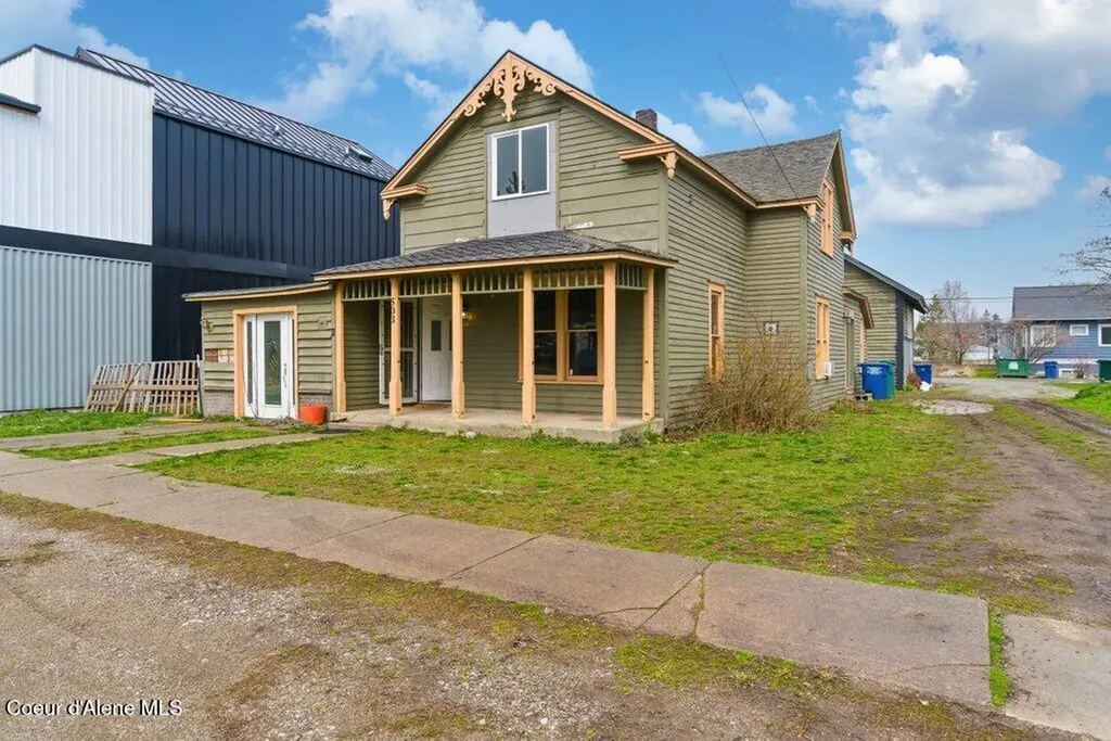 503 E 3rd Avenue Post Falls ID 83854