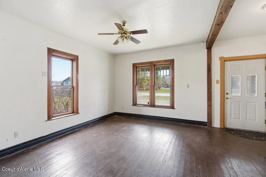 503 E 3rd Avenue Post Falls ID 83854