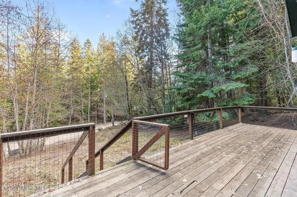 6284 Talache Road Sagle ID 83860