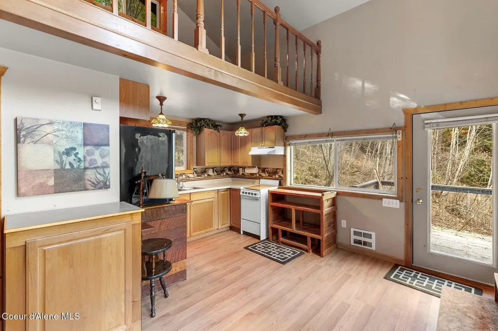 6284 Talache Road Sagle ID 83860