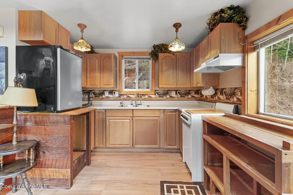 6284 Talache Road Sagle ID 83860