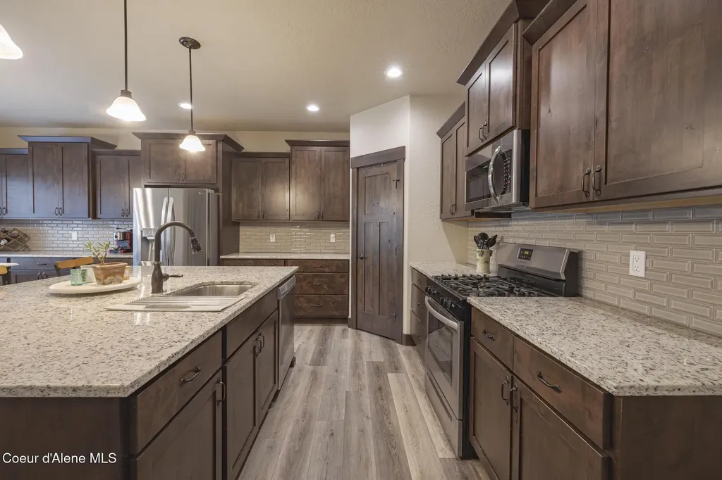 23378 N Prominence Road Rathdrum ID 83858