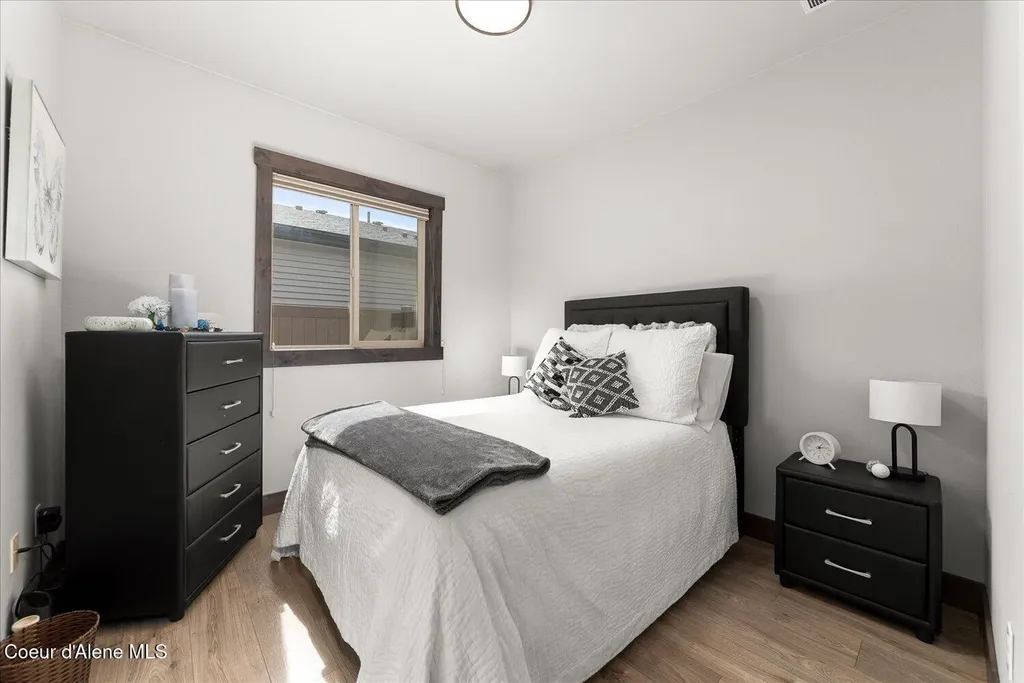 13986 N Rainier Loop Rathdrum ID 83858