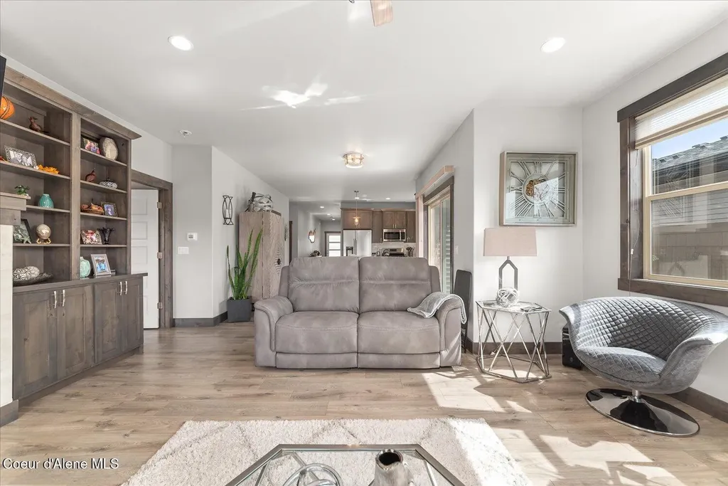 13986 N Rainier Loop Rathdrum ID 83858