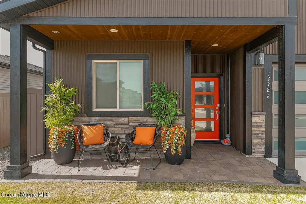 13986 N Rainier Loop Rathdrum ID 83858