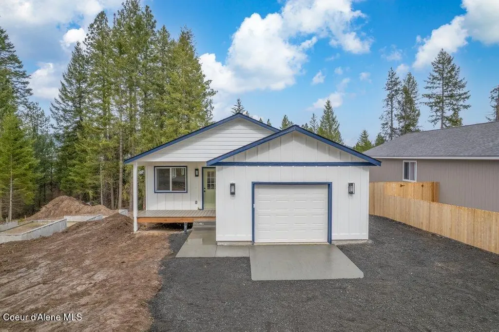 415 F Street Plummer ID 83851