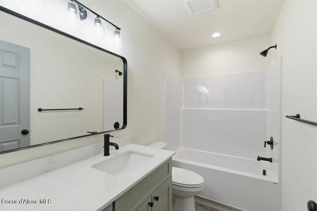 415 F Street Plummer ID 83851