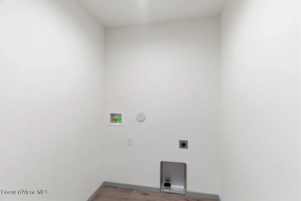 415 F Street Plummer ID 83851