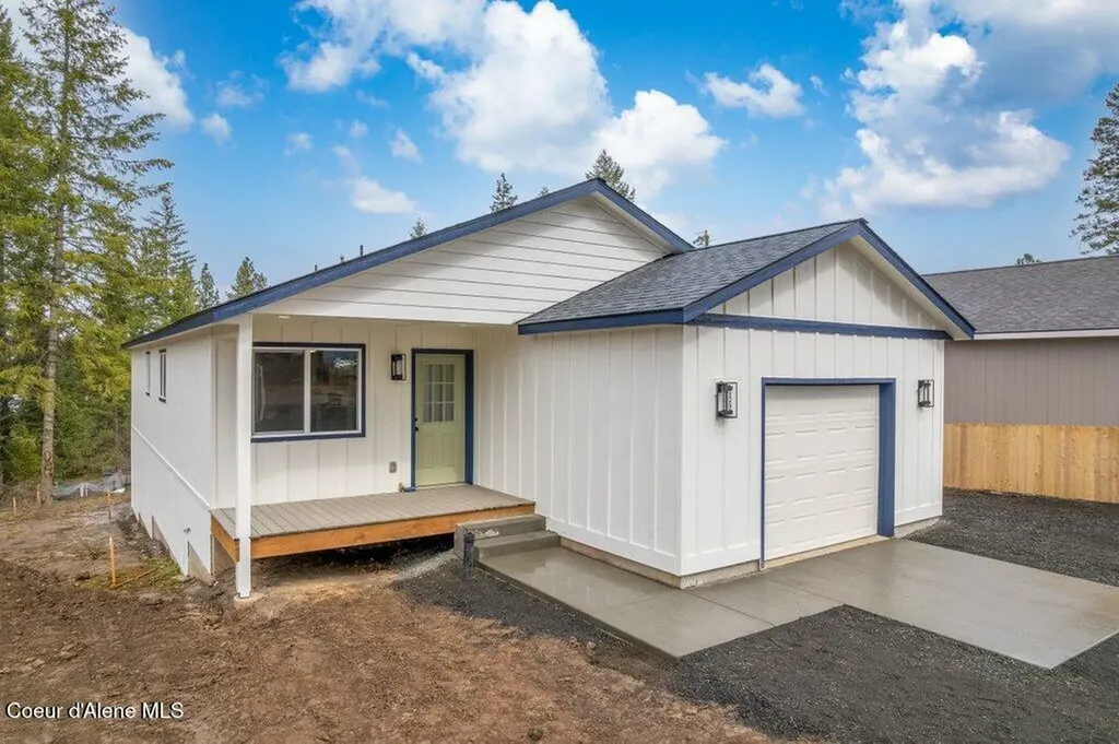 415 F Street Plummer ID 83851
