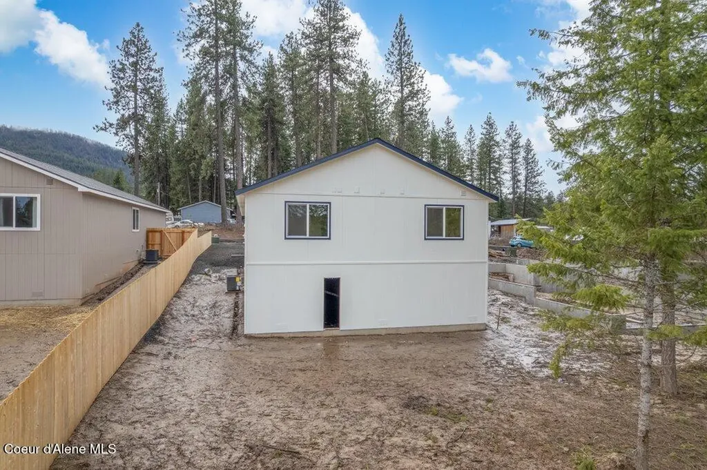 415 F Street Plummer ID 83851