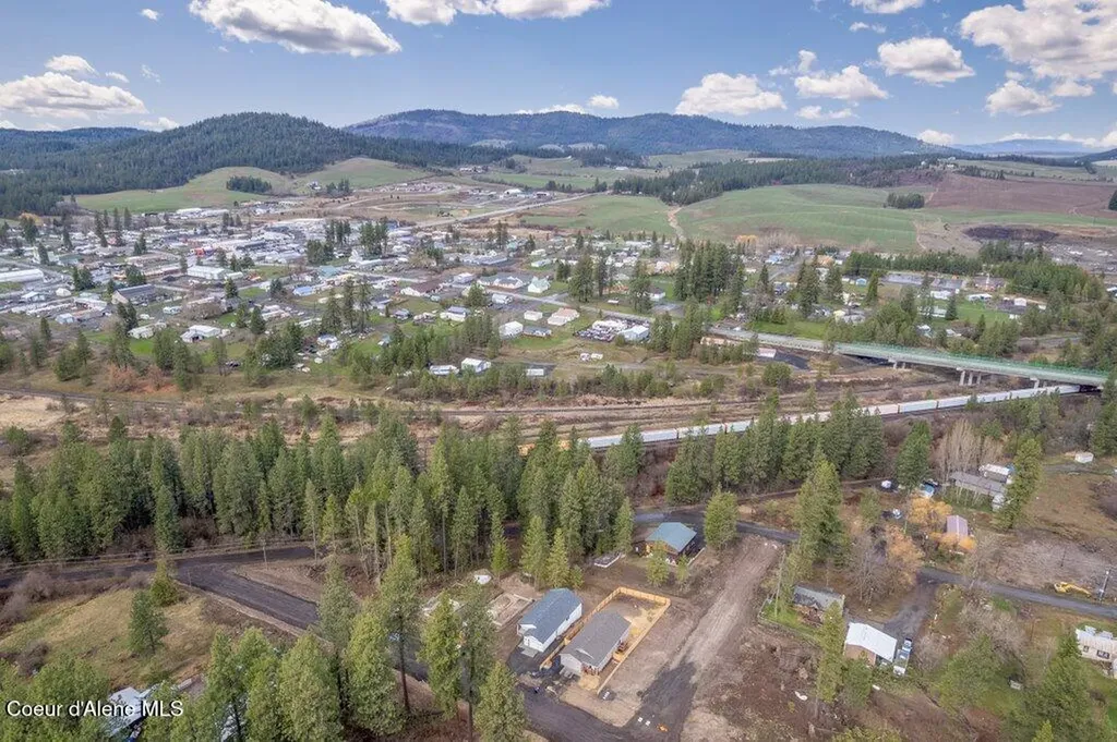 415 F Street Plummer ID 83851