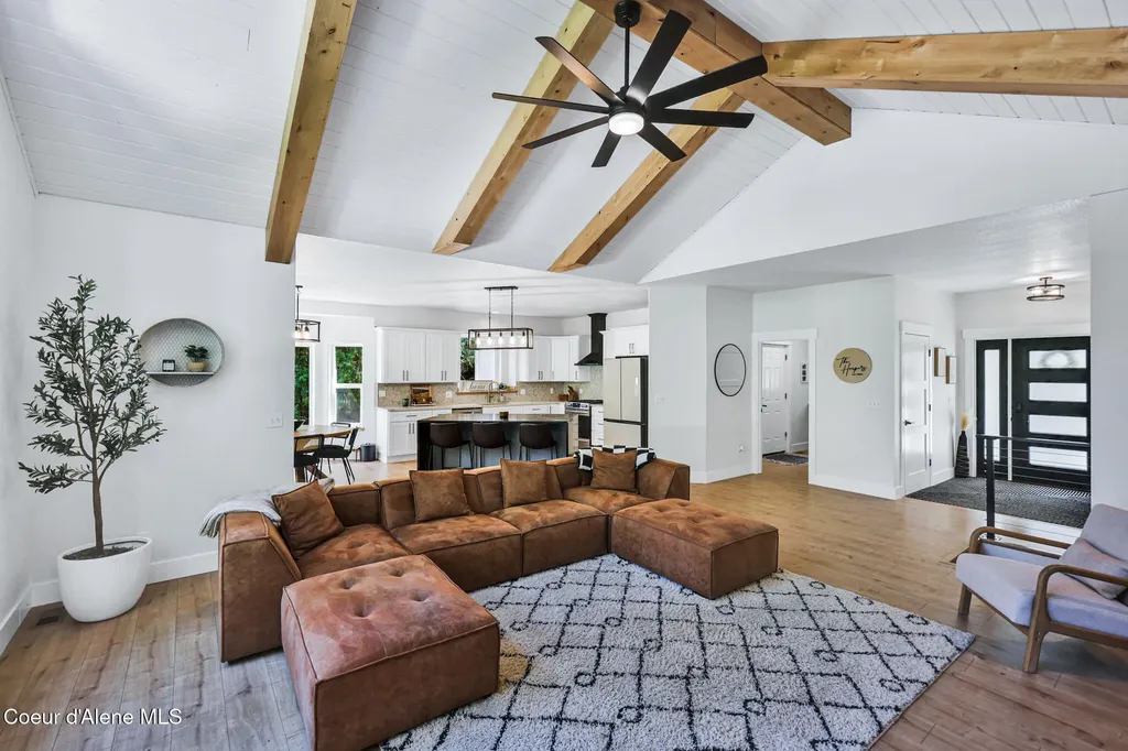6079 E Hayden Lake Road Hayden ID 83835