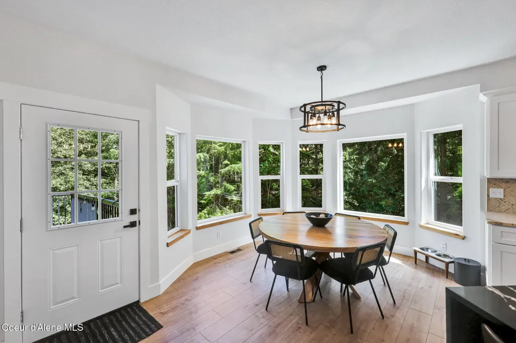 6079 E Hayden Lake Road Hayden ID 83835