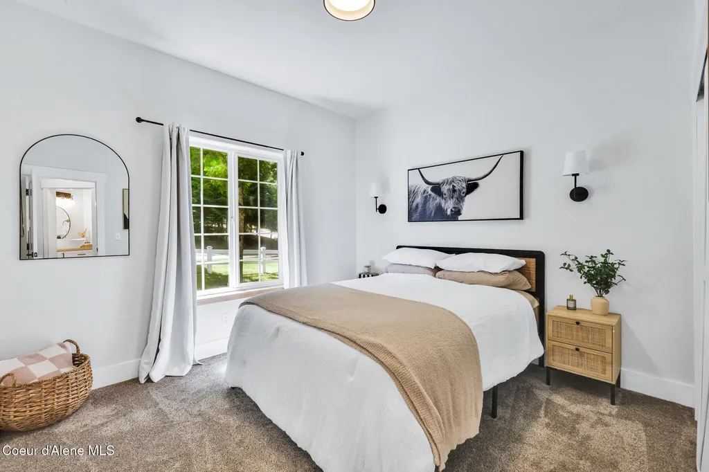 6079 E Hayden Lake Road Hayden ID 83835