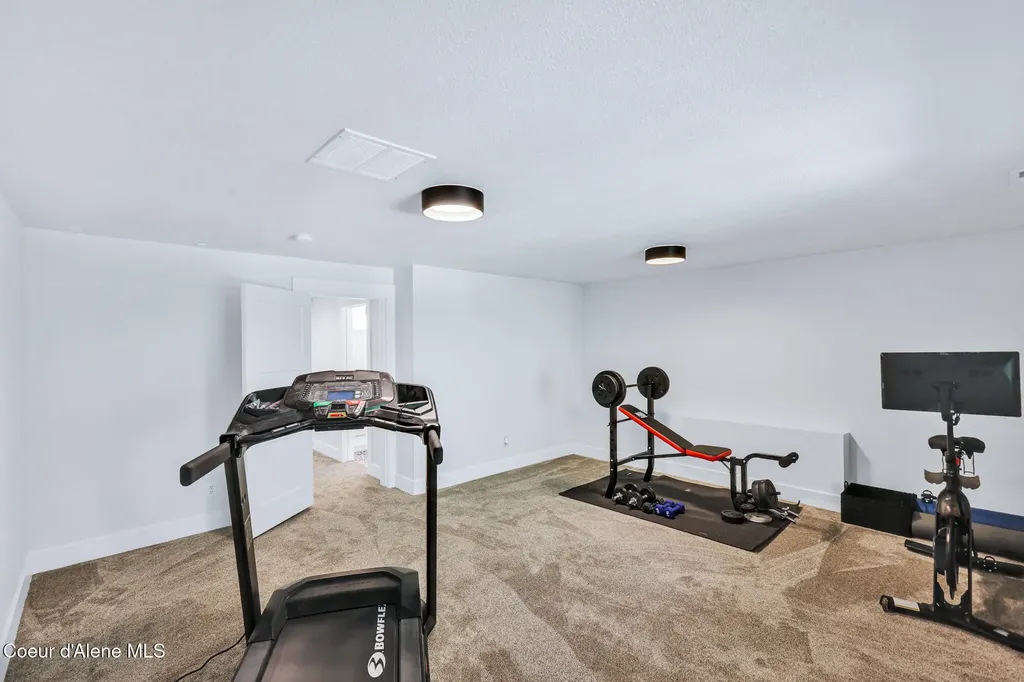 6079 E Hayden Lake Road Hayden ID 83835