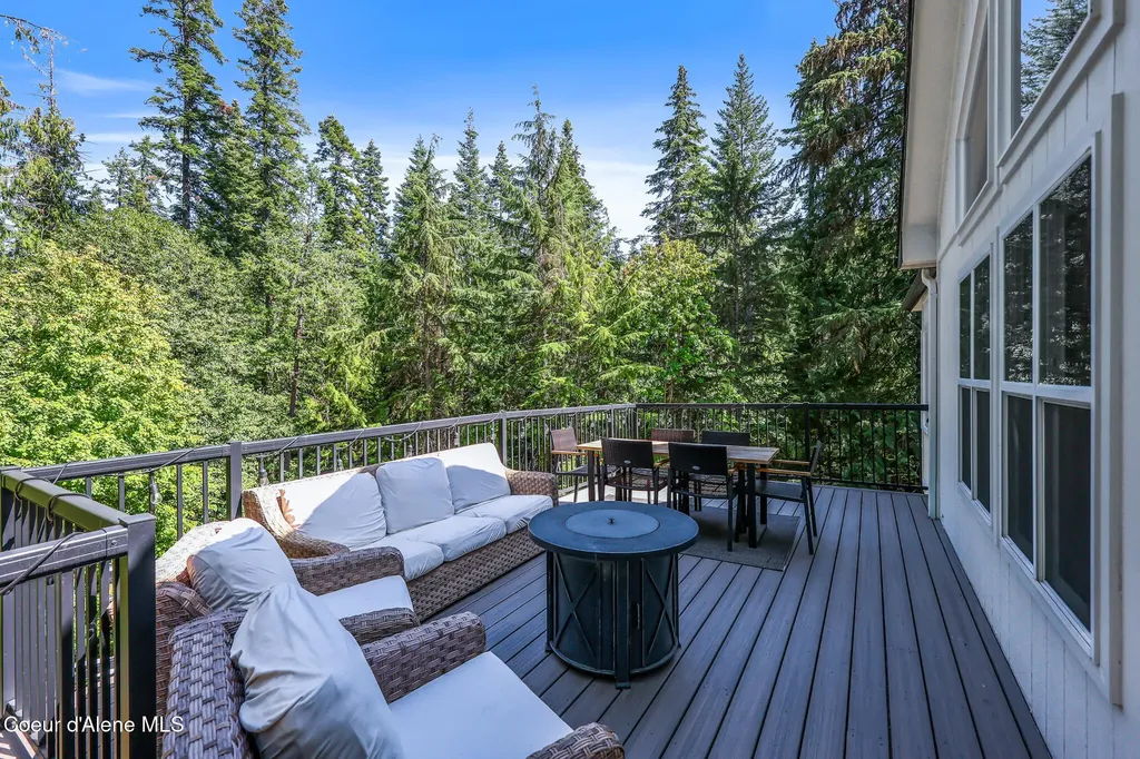 6079 E Hayden Lake Road Hayden ID 83835