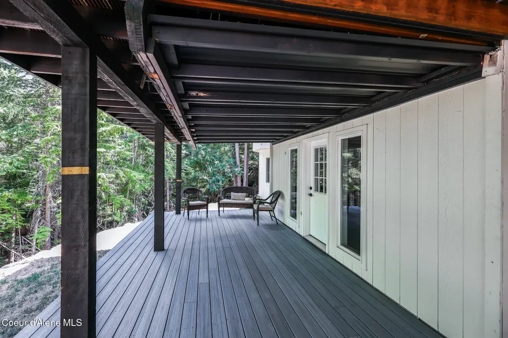 6079 E Hayden Lake Road Hayden ID 83835