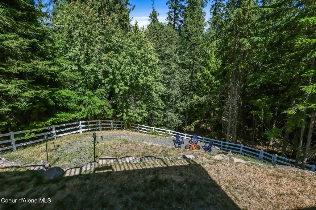 6079 E Hayden Lake Road Hayden ID 83835