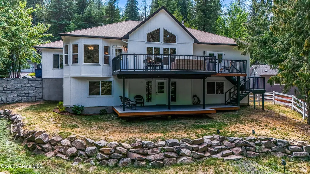 6079 E Hayden Lake Road Hayden ID 83835