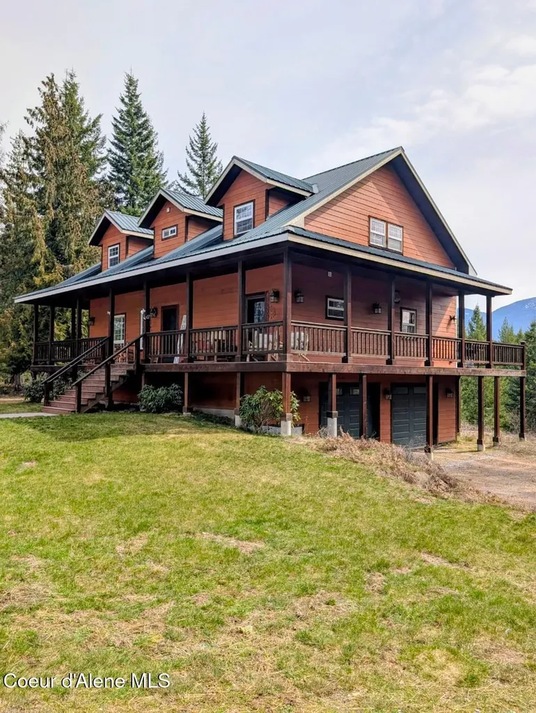 845 Cougar Road Naples ID 83847