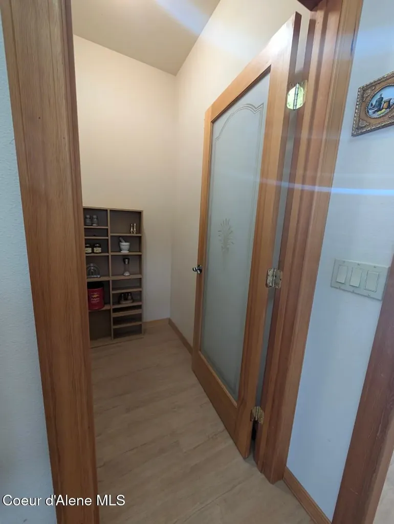 845 Cougar Road Naples ID 83847
