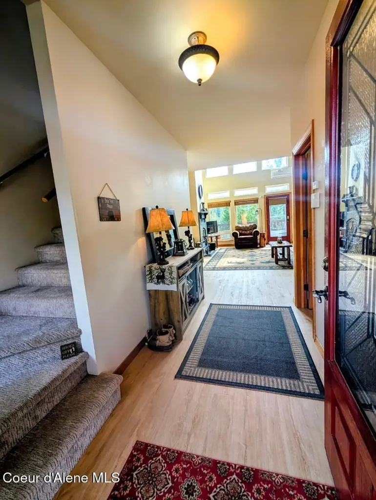 845 Cougar Road Naples ID 83847