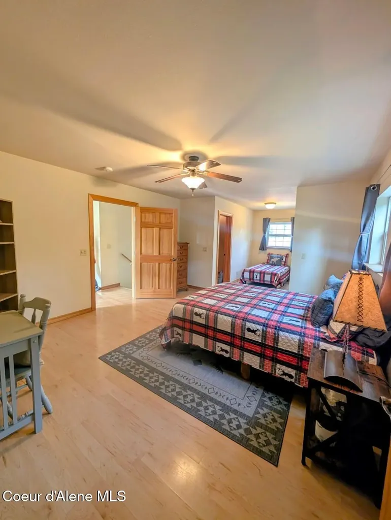 845 Cougar Road Naples ID 83847