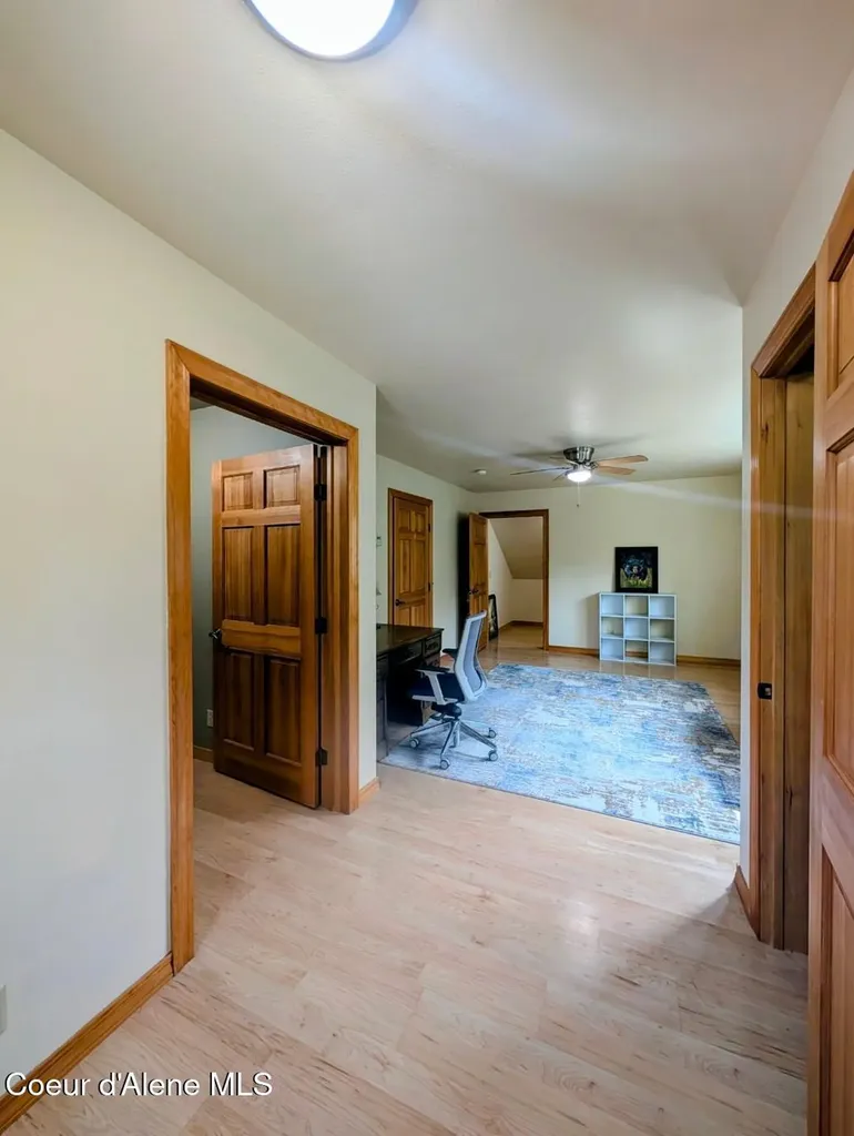 845 Cougar Road Naples ID 83847