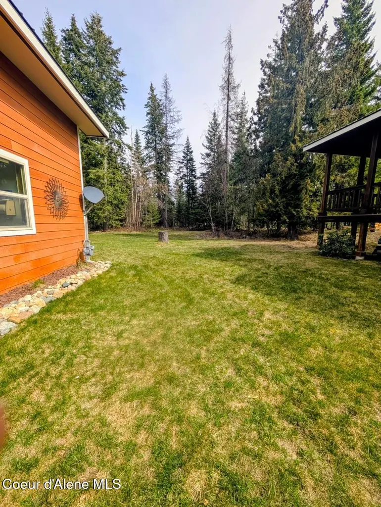 845 Cougar Road Naples ID 83847