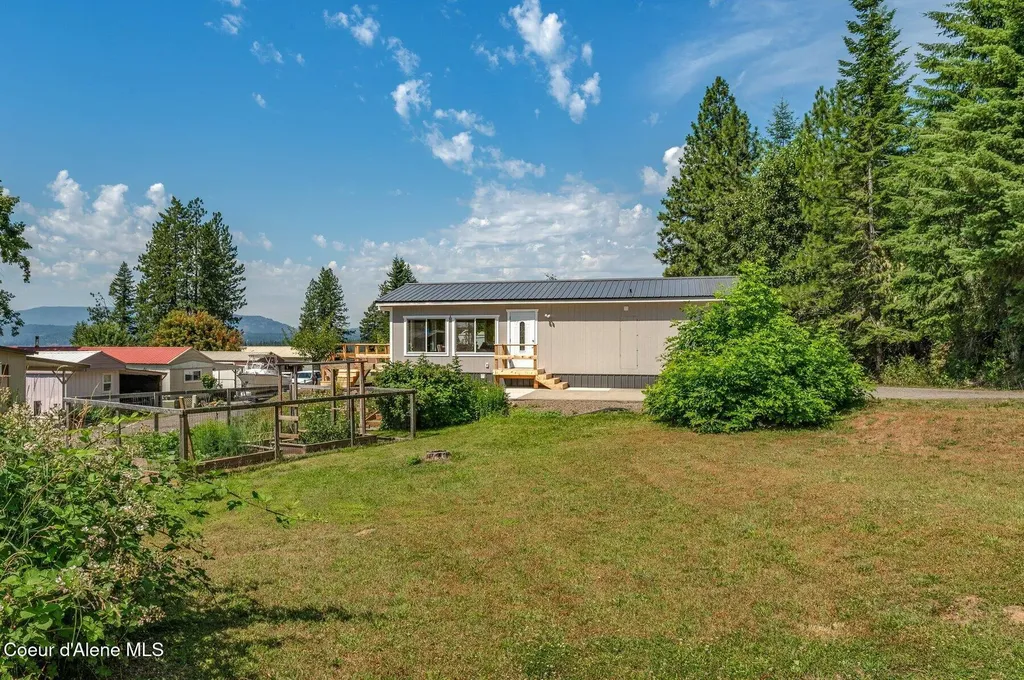 302 School Road Hope ID 83836