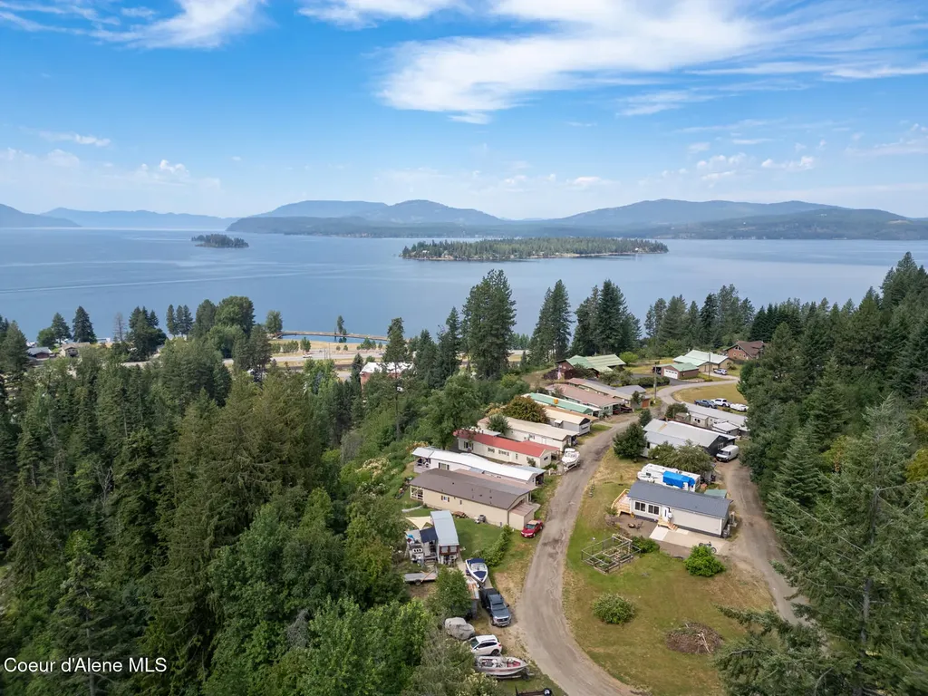 302 School Road Hope ID 83836