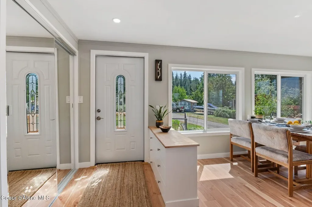 302 School Road Hope ID 83836