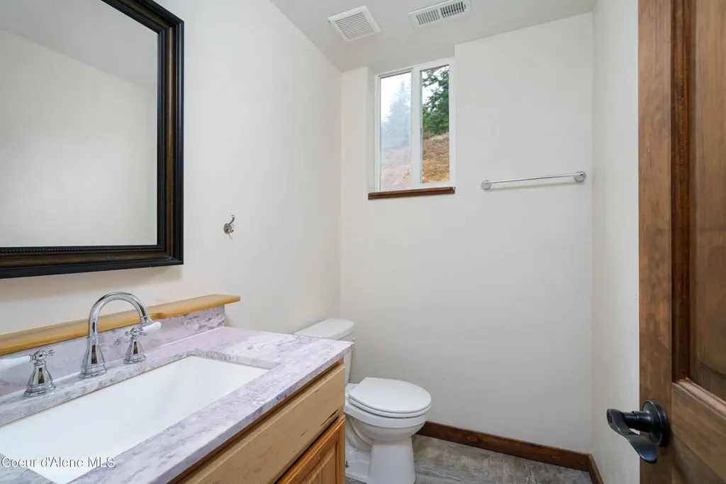 12251 W Blessing Hill Road Post Falls ID 83854