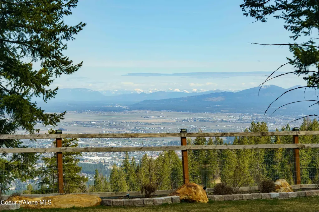 12251 W Blessing Hill Road Post Falls ID 83854