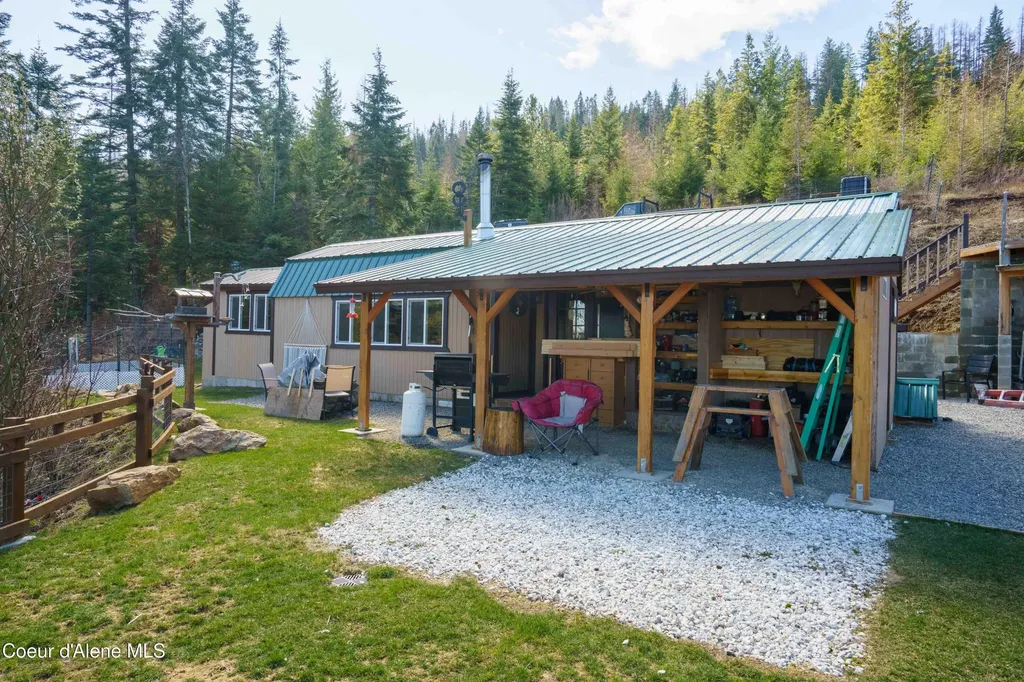 12251 W Blessing Hill Road Post Falls ID 83854